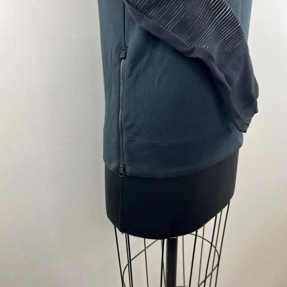 NIKE Size XS NEW